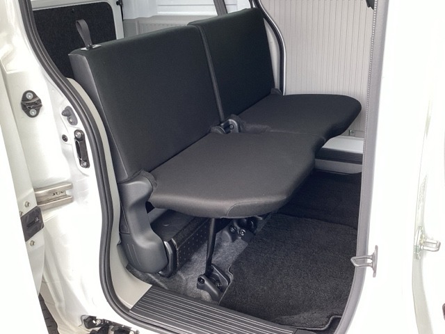 Honda N-VAN e: 12