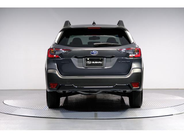 Subaru Legacy Outback 5