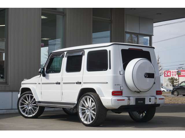 Mercedes-Benz G-Class 4