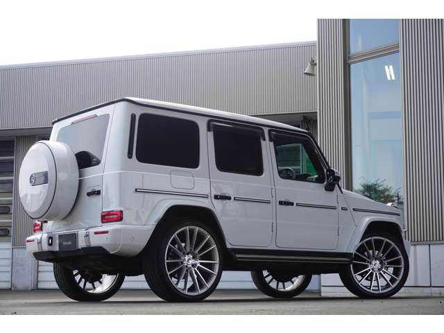 Mercedes-Benz G-Class 9