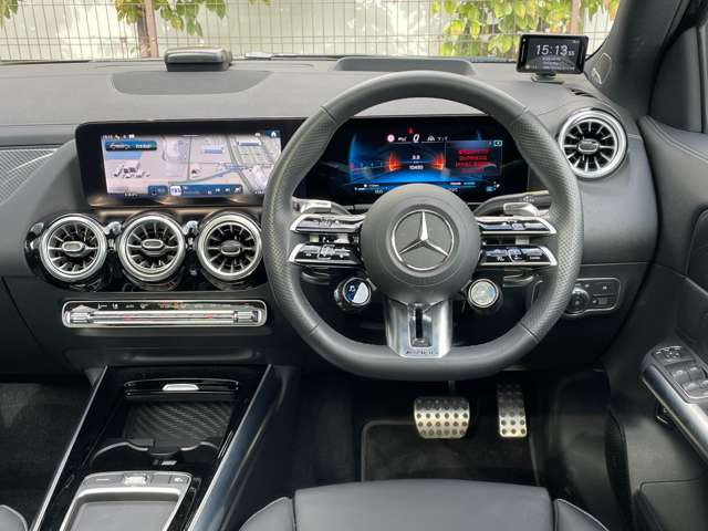 Mercedes-Benz GLA-Class 7