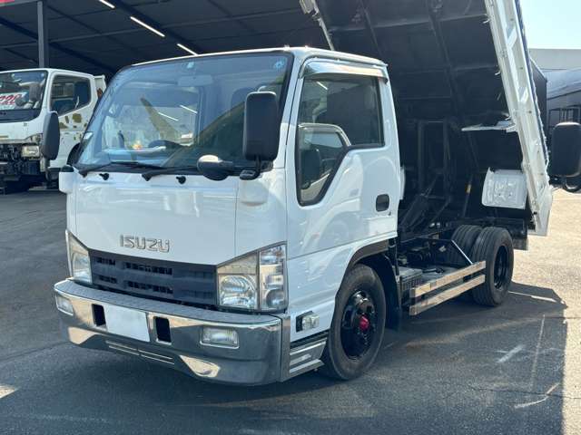 Isuzu Elf 8