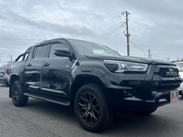 Toyota Hilux 4