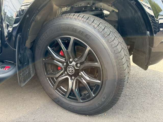 Toyota Hilux 9