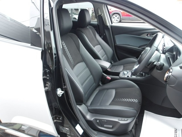 Mazda CX-3 8