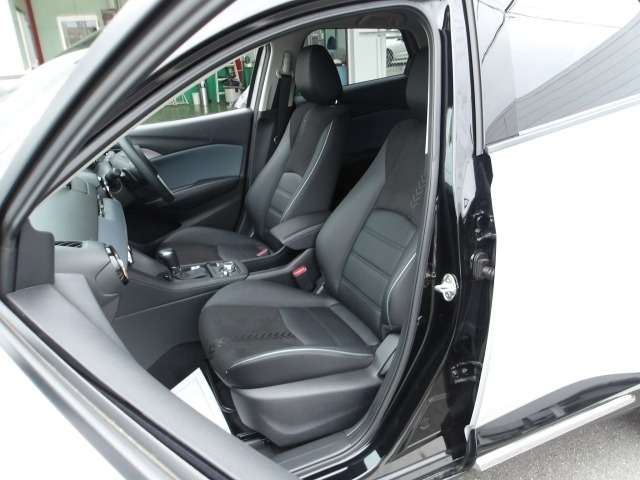 Mazda CX-3 9