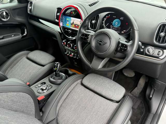 MINI Crossover 10