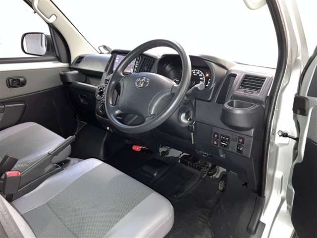 Toyota Town Ace Van 12