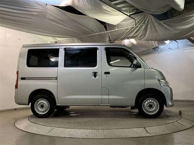 Toyota Town Ace Van 5