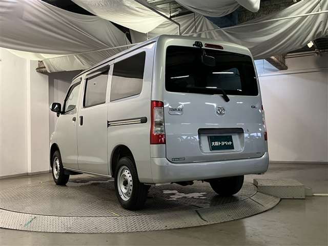 Toyota Town Ace Van 6