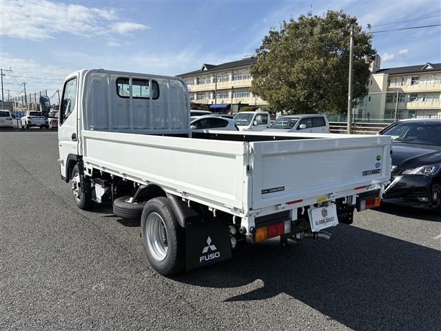 Mitsubishi Fuso Canter 8