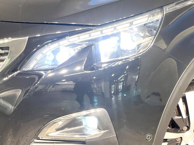 Peugeot 5008 9
