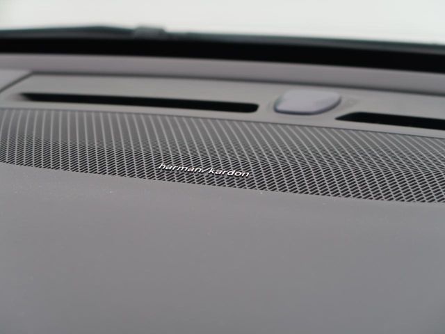 Volvo XC40 6