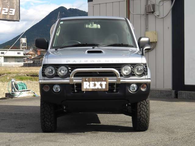 Mitsubishi Pajero Mini 5
