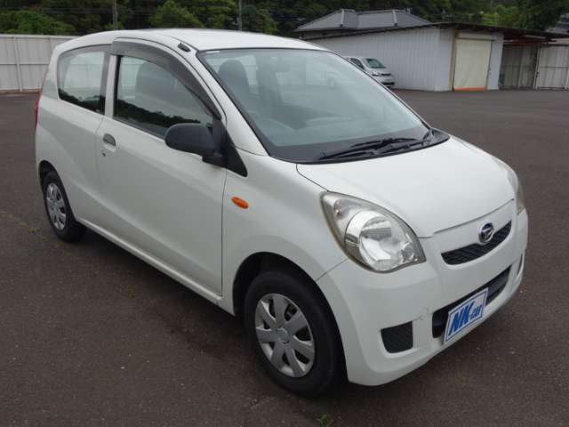 Daihatsu Mira 6