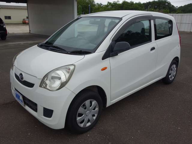Daihatsu Mira 7