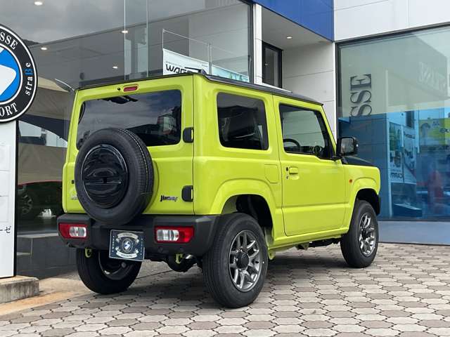 Suzuki Jimny 12