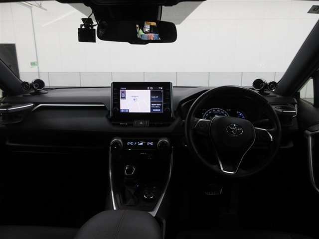 Toyota RAV4 PHV 8