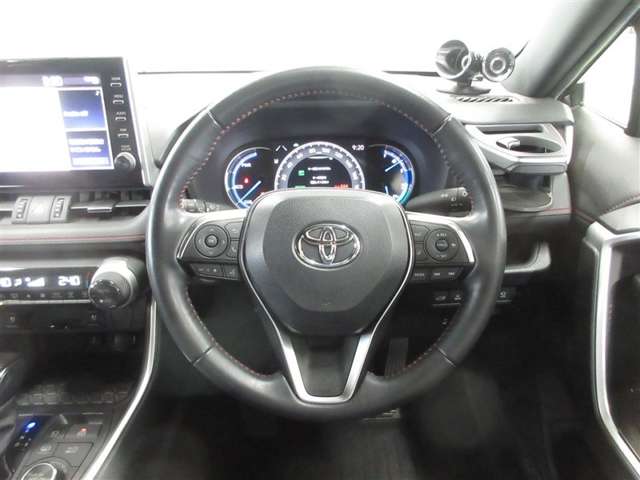 Toyota RAV4 PHV 9