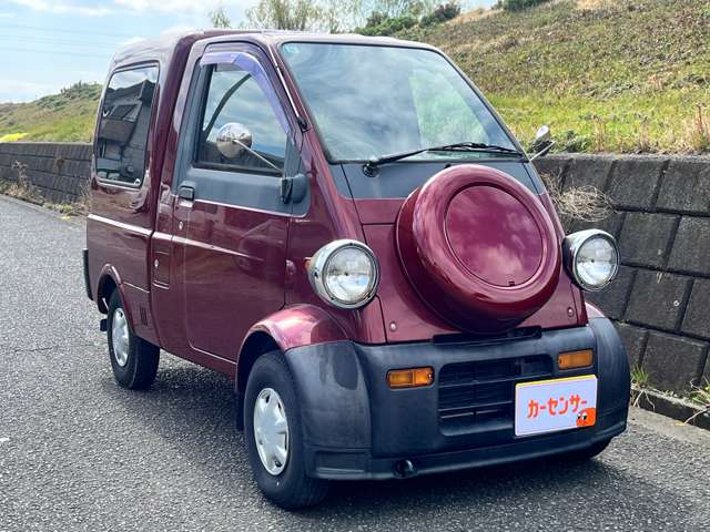 Daihatsu Midget II 3