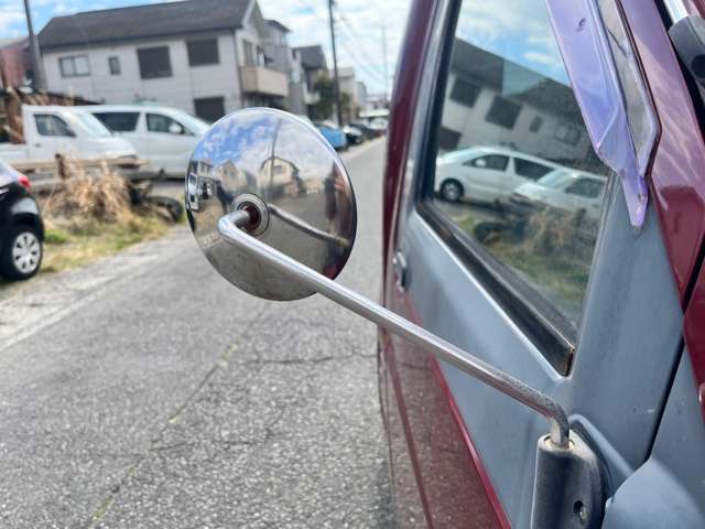 Daihatsu Midget II 8