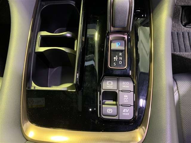 Toyota Alphard 11