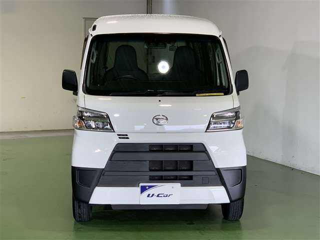 Daihatsu Hijet Cargo 3
