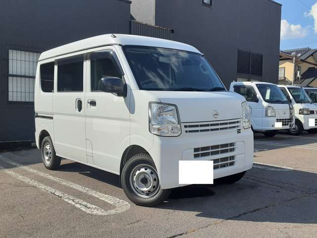 Nissan NV100 Clipper 2