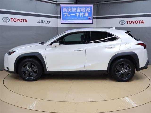 Lexus UX 5