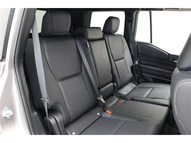 Toyota Land Cruiser 250 8