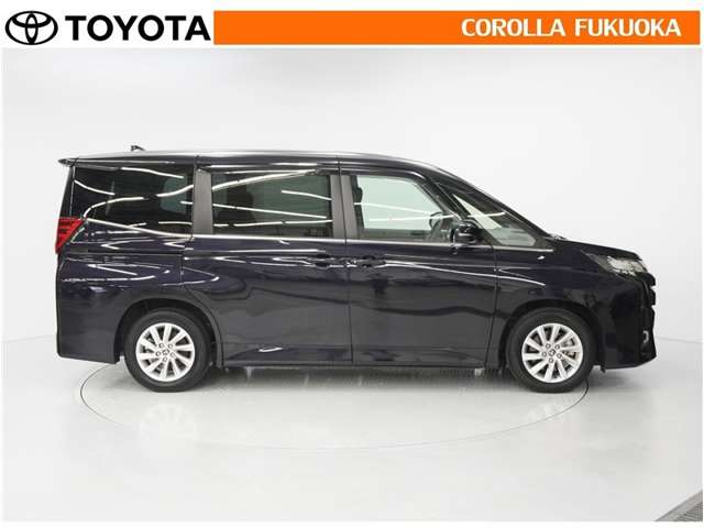 Toyota Noah 9