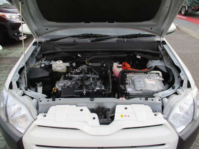 Toyota Probox Van 4