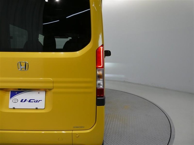 Honda N-VAN 11