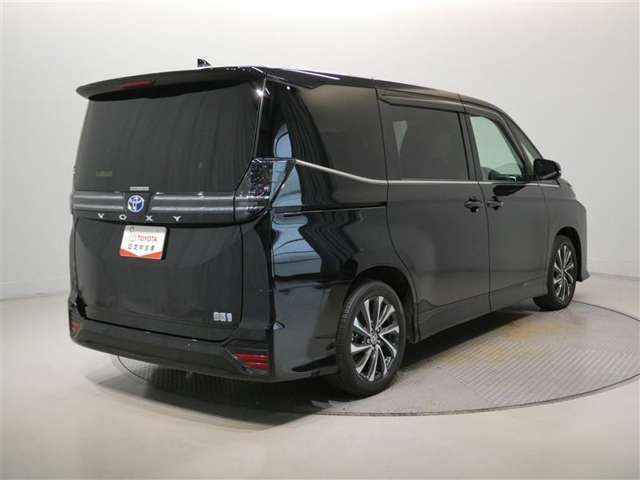 Toyota Voxy 7