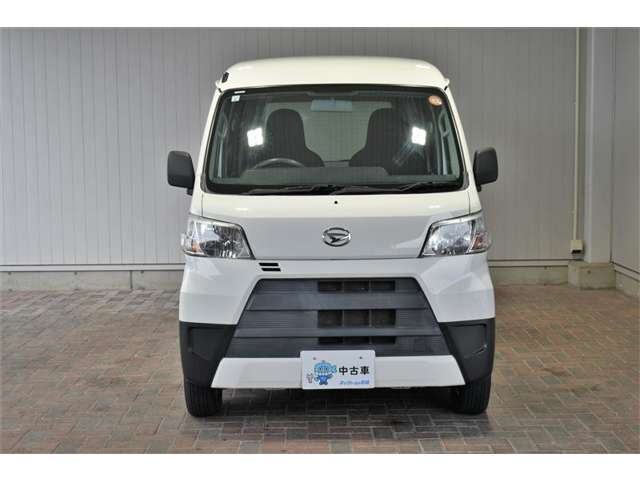 Daihatsu Hijet Cargo 2