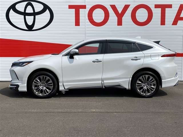 Toyota Harrier 4