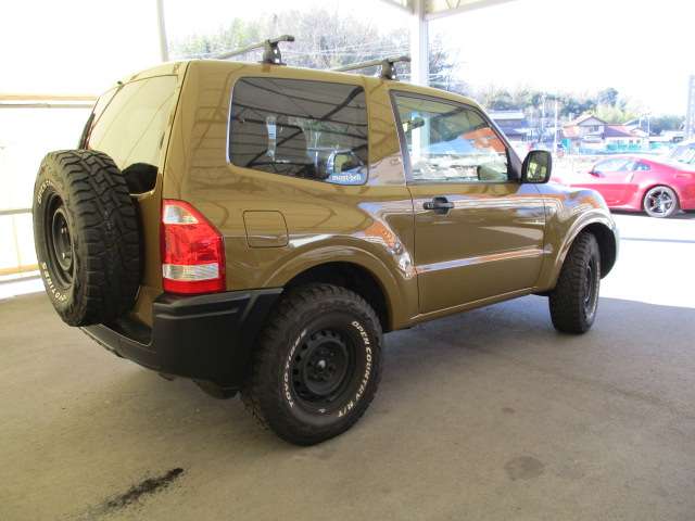 Mitsubishi Pajero 4