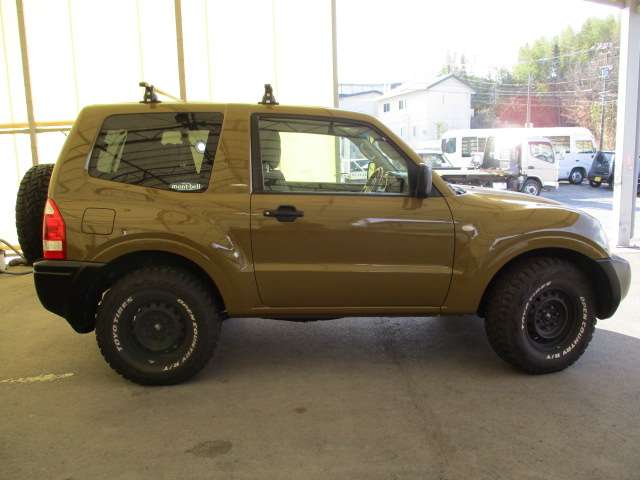 Mitsubishi Pajero 5