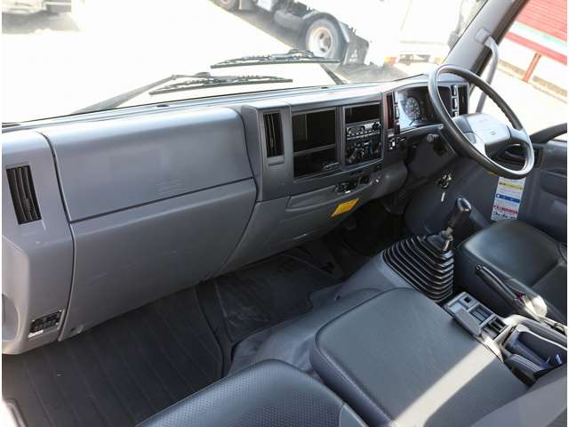 Isuzu Forward 4