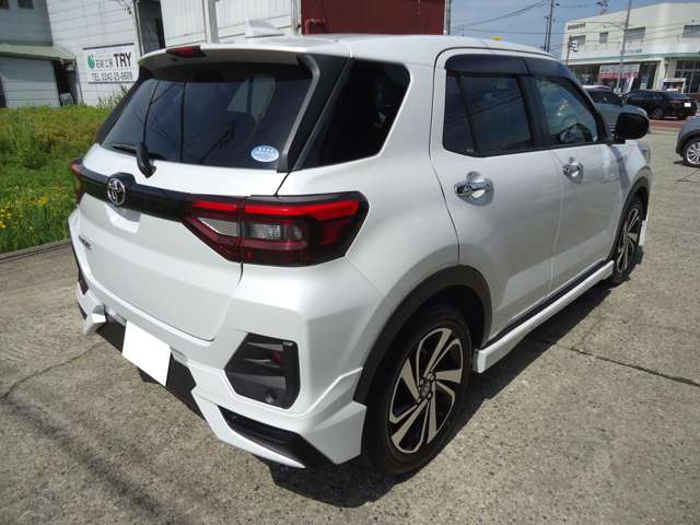 Toyota Raize 4