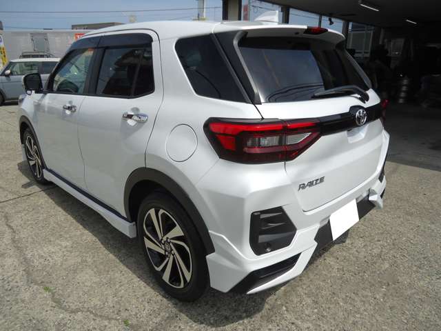 Toyota Raize 6