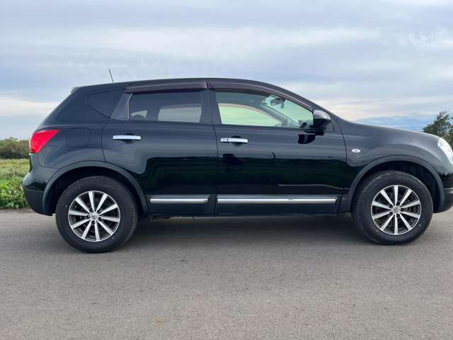 Nissan Dualis 4