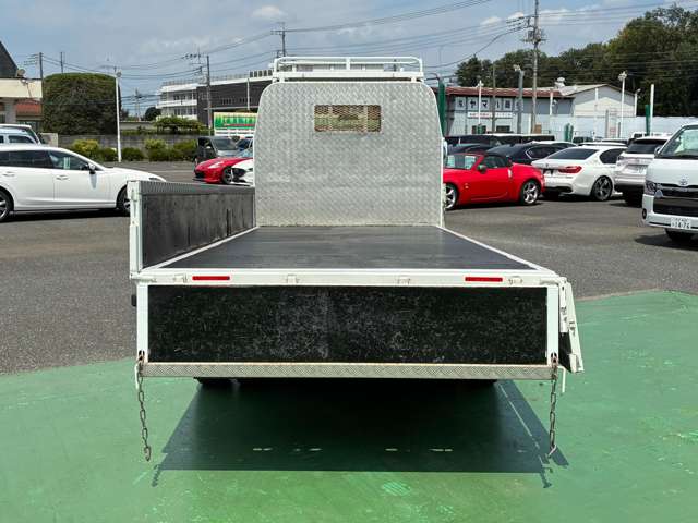 Isuzu Elf 5