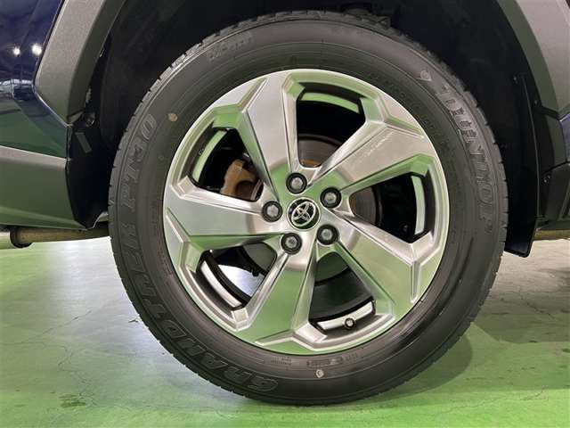 Toyota RAV4 8