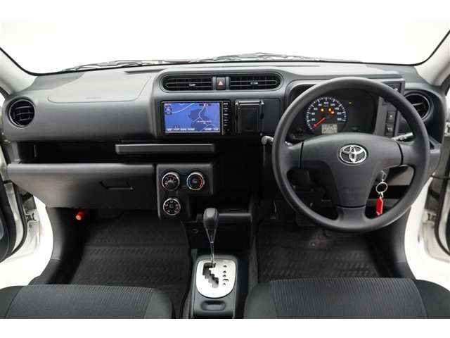 Toyota Succeed Van 4