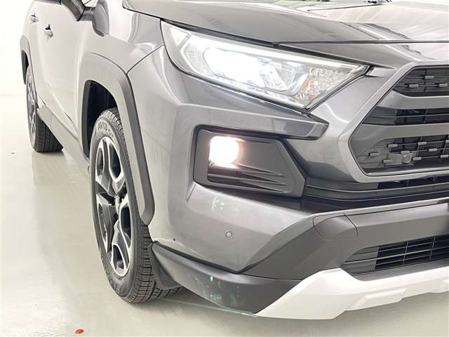 Toyota RAV4 8