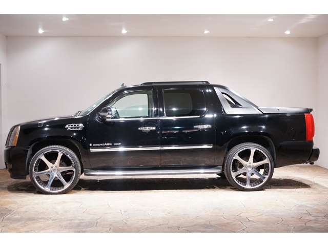 Cadillac Escalade EXT 9