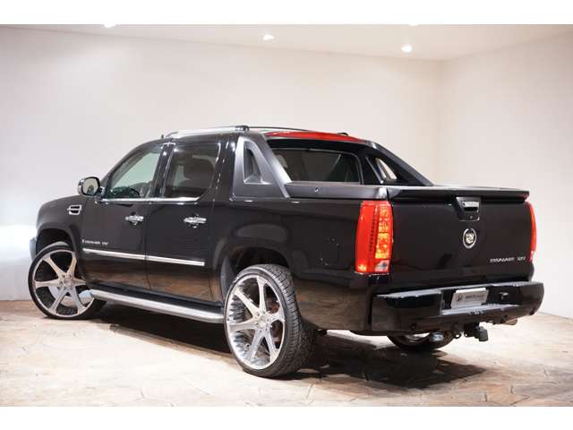 Cadillac Escalade EXT 10