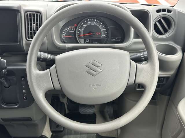 Suzuki Every 8