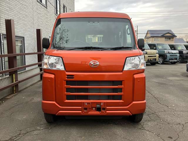 Daihatsu Hijet Cargo 6